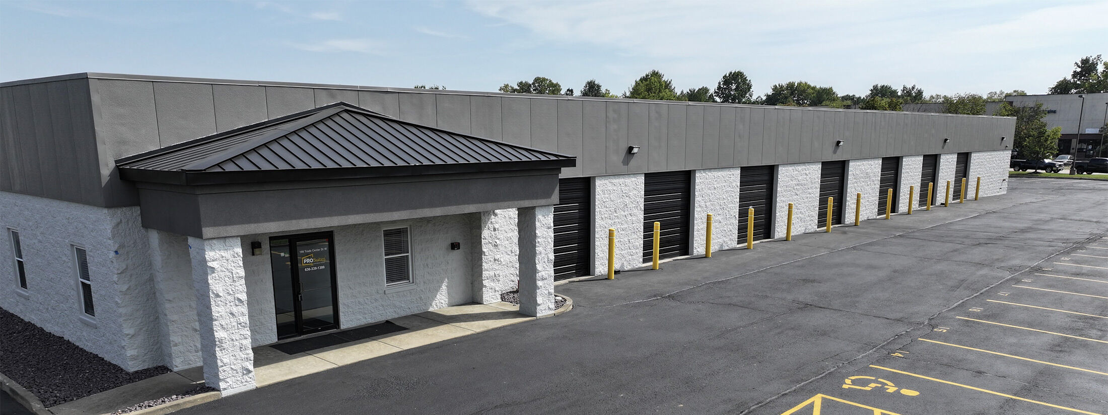 ProSuites-199TradeCenter-front1